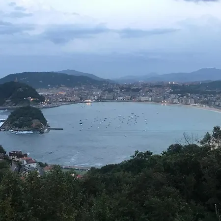 Arch. * San Sebastián