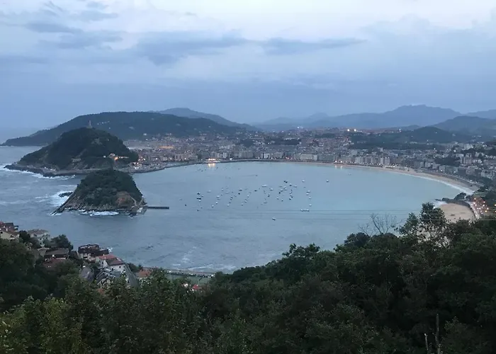 Arch. * San Sebastian